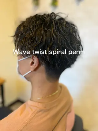 ショート パーマ メンズ 和田 真弥のヘアスタイル