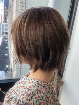 ショート カラー 髪質改善&ブリーチ 伊勢 祐一郎のヘアスタイル