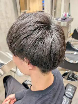 ミディアム メンズ QOL円山 YUTOのヘアスタイル