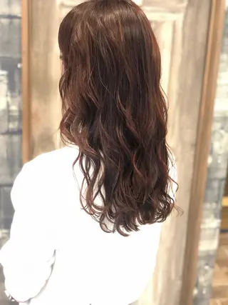 ロング カラー 日高 香織のヘアスタイル