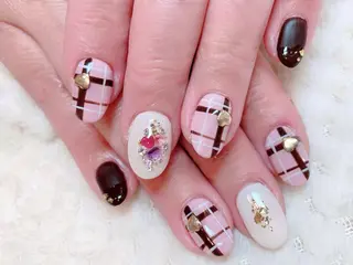 ネイル f'bloom  L’ecrinのネイルデザイン