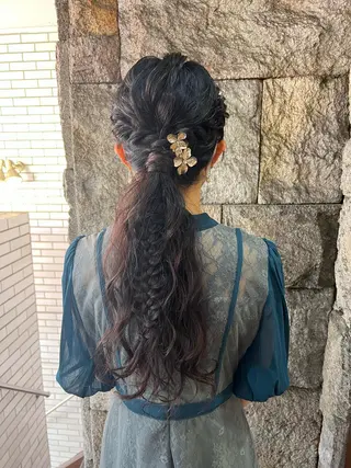 ロング ヘアアレンジ 蓮見  友里のヘアスタイル