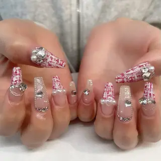 ネイル 💎🐰 saki. m 🐰💎のネイルデザイン