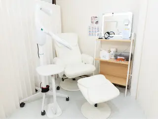 メンズ NAホワイトニング溝の口店所属・NAホワイトニング 溝の口店のエステ・リラクイメージ