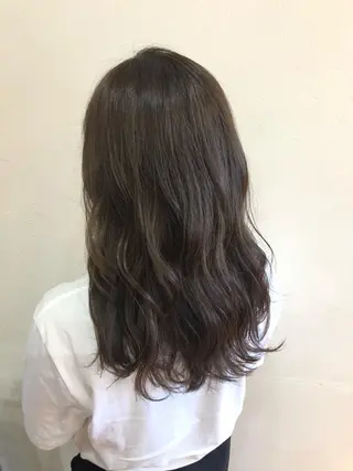 ロング Freez オオヤブ カホのヘアスタイル