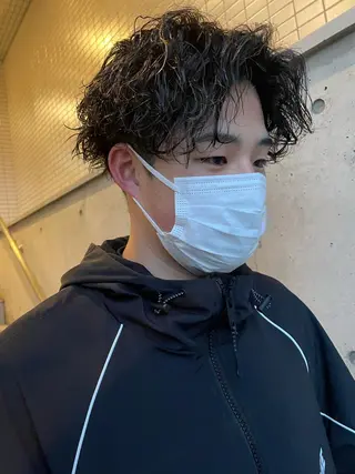 パーマ メンズ 大阪美容師 井上智博のヘアスタイル