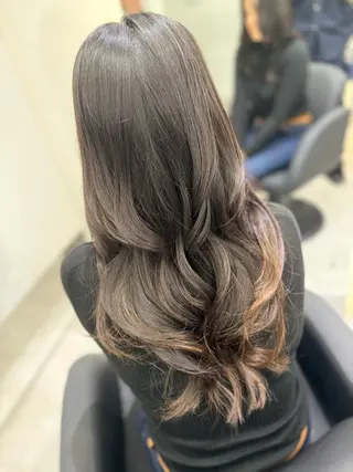 ロング 平田 七海のヘアスタイル