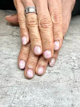 ネイル 岸本 郁美のネイルデザイン