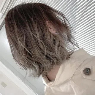 ミディアム カラー ビューティービースト 国場店のヘアスタイル