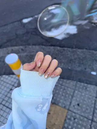 ネイル MIKIネイルサロン所属・郭 鑫颖のネイルデザイン