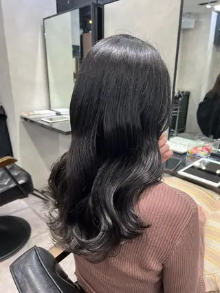 ロング カラー ヘアアレンジ 個室で似合わせ好印象 🧡外山弥千代のヘアスタイル
