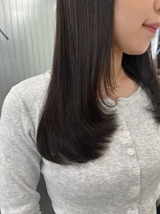 ミディアム 艶カラー🪄🪽 haruka🪽のヘアスタイル