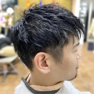 ショート 🌙𝑳𝑼𝑵𝑨 工藤/メンズカット✂のヘアスタイル