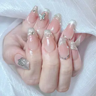 ネイル ティアラ ネイルのネイルデザイン