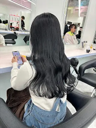カラー 🫧 THEATER 【公式】🫧天神🫧のヘアスタイル