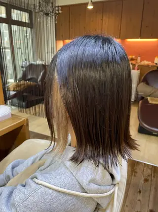 ミディアム 山木 裕子のヘアスタイル