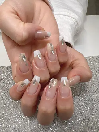 ネイル Guarendo錦糸町店所属・ガレンドウ 白澤 愛子のネイルデザイン