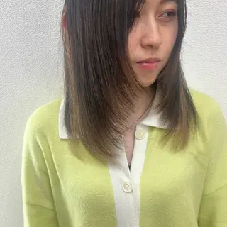 セミロング レナークウィズ　北川 愛璃のヘアスタイル
