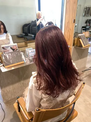 セミロング カラー 透明感カラー 天羅のヘアスタイル