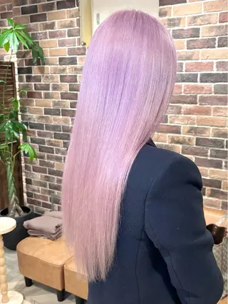 ロング 艶髪／透け感カラー ／ＲＹＯのヘアスタイル