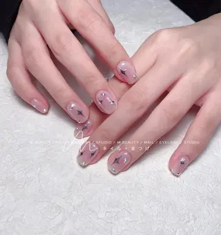 ネイル M🌷nail 長さだし専門店のネイルデザイン
