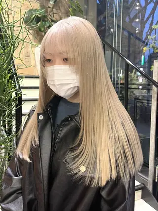 セミロング カラー 海外girl🤎 透明感ベージュmaoのヘアスタイル