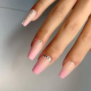 ロング ネイル 下妻ネイルサロン/ 持ちの良いネイルのネイルデザイン