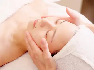 メナード高槻町店 中上由佳のエステ・リラクイメージ