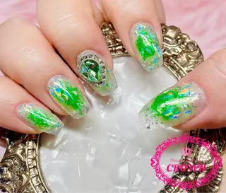 ネイル CROWN プライベートサロンのネイルデザイン