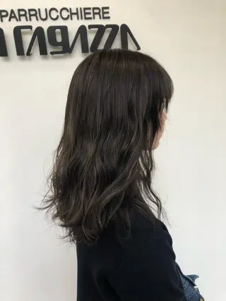 ミディアム カラー 東條 克義のヘアスタイル
