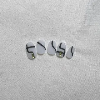 ネイル 💅chainail _aiのネイルデザイン