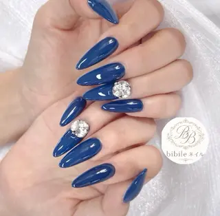 ネイル 島尻 ユインのネイルデザイン