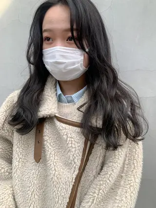 セミロング カラー ヘアアレンジ yuka .のヘアスタイル