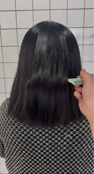 セミロング 中山 ちかのヘアスタイル