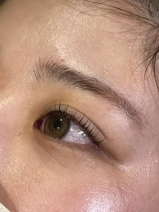 マツエク・マツパ 井上 真里奈のヘアスタイル