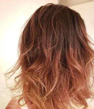 カラー ミディアム 遠藤 量平のヘアスタイル