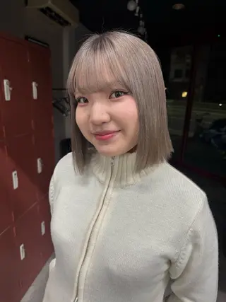 カラー 🌙ヘーゼルベージュ レイヤーカット🌙のヘアスタイル