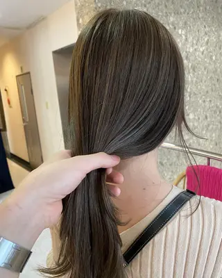 セミロング カラー Pia ツボイ ケイタのヘアスタイル