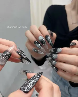 ネイル Plus Ewalu / Kotohaのネイルデザイン