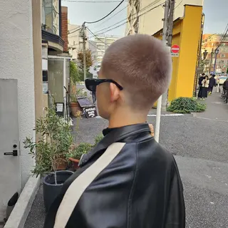メンズ カラー あべかりん/原宿 /マツパ/ハイトーンのヘアスタイル