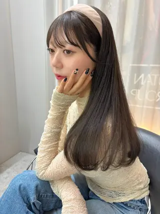 ロング カラー 藤野 結衣のヘアスタイル