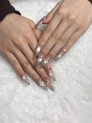 ネイル U.mi Nail Salonのネイルデザイン