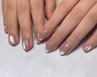 ネイル Rika🌼 シンプル•マグネットのネイルデザイン