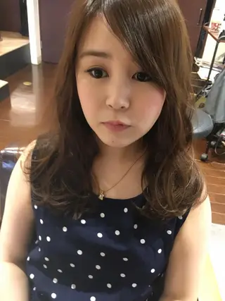 セミロング カラー パーマ 髪質進化系へ 💇‍♀️Yasuのヘアスタイル