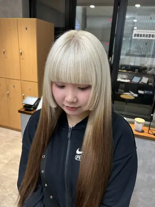 ロング カラー 🌐NATSUMI 🌐【寒色カラー】のヘアスタイル