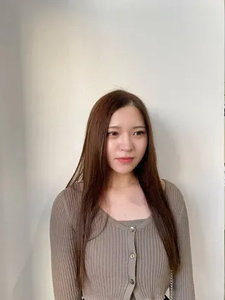 ロング 内田 穂乃香のヘアスタイル