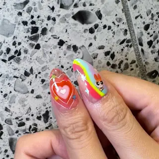 ネイル RIEKO🍒 ワンホン♡推しネイルのネイルデザイン