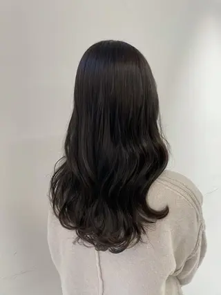 セミロング カラー ひろせ かなのヘアスタイル