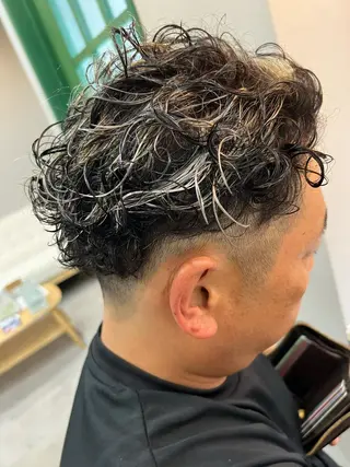 ミディアム カラー メンズ SHION men's permのヘアスタイル