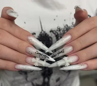 ネイル Pure&Rich Nailのネイルデザイン